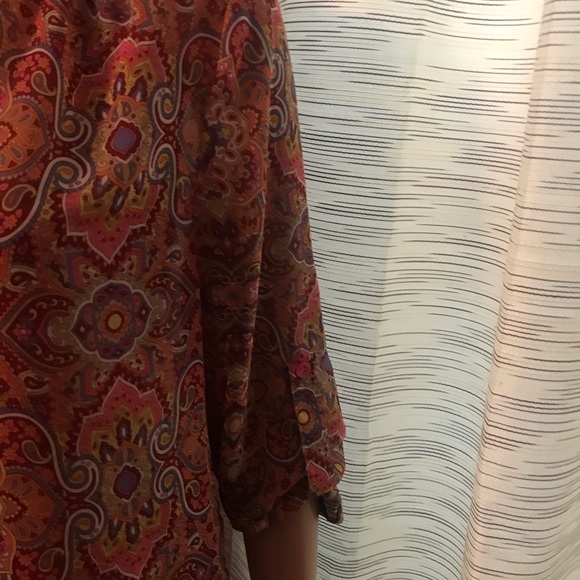 Colorful blouse - Picture 7 of 14